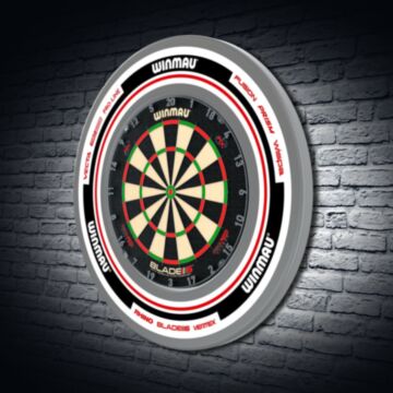 Winmau Advance White/Red Surround